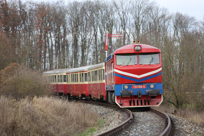 LH5 1642